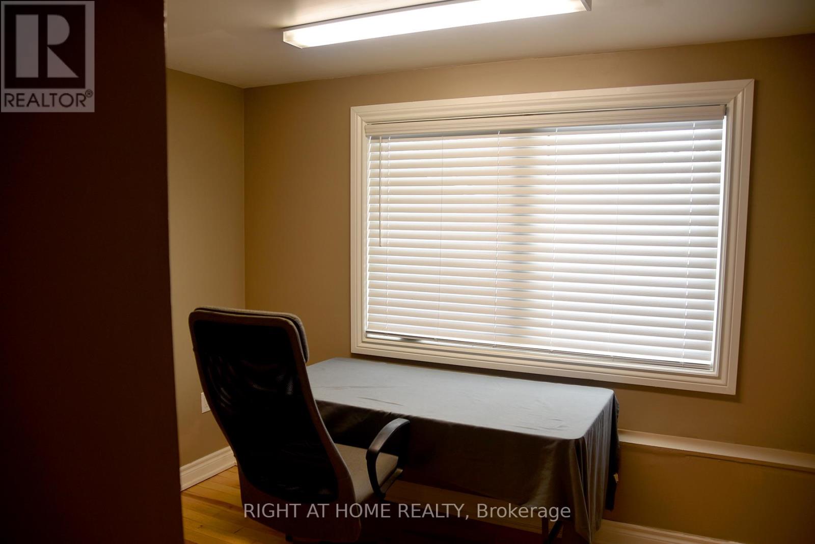 994 Haist Street, Pelham, Ontario  L0S 1E4 - Photo 19 - X12828732