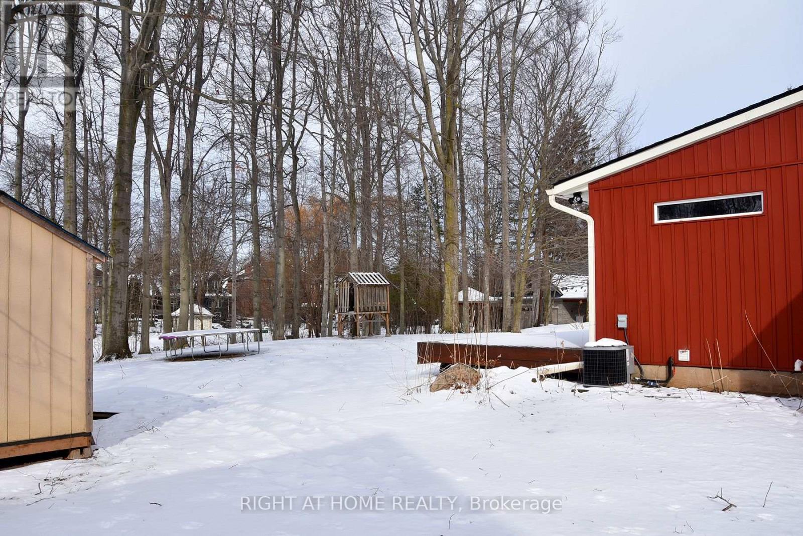 994 Haist Street, Pelham, Ontario  L0S 1E4 - Photo 29 - X12828732