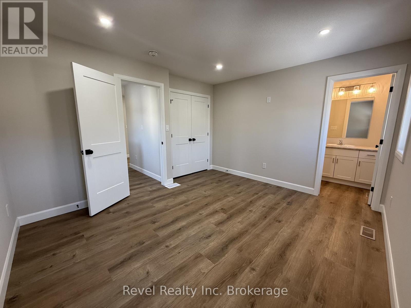 Upper Right - 675 Princess Street, Woodstock, Ontario  N4S 4H7 - Photo 12 - X12828780