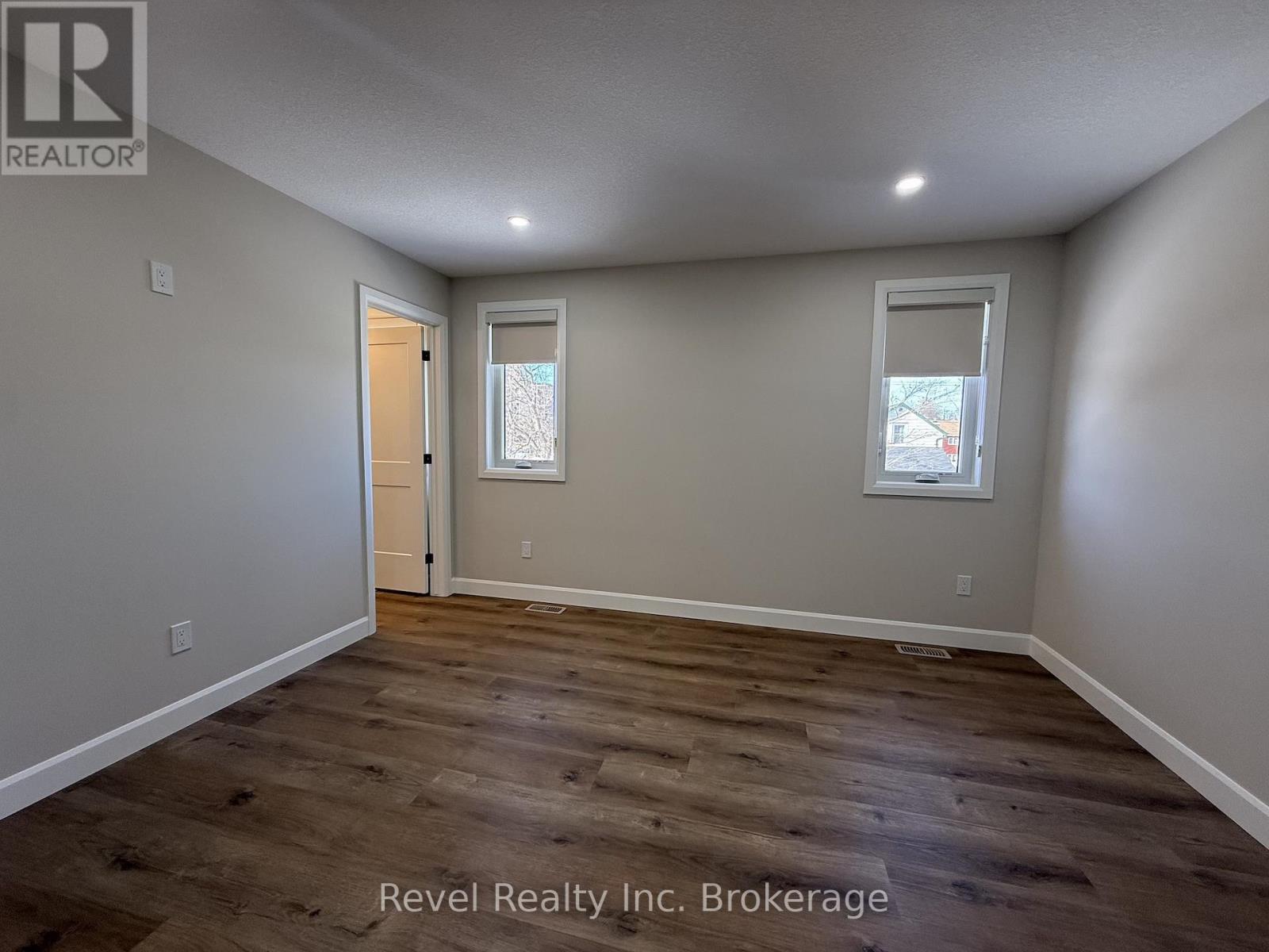 Upper Right - 675 Princess Street, Woodstock, Ontario  N4S 4H7 - Photo 13 - X12828780