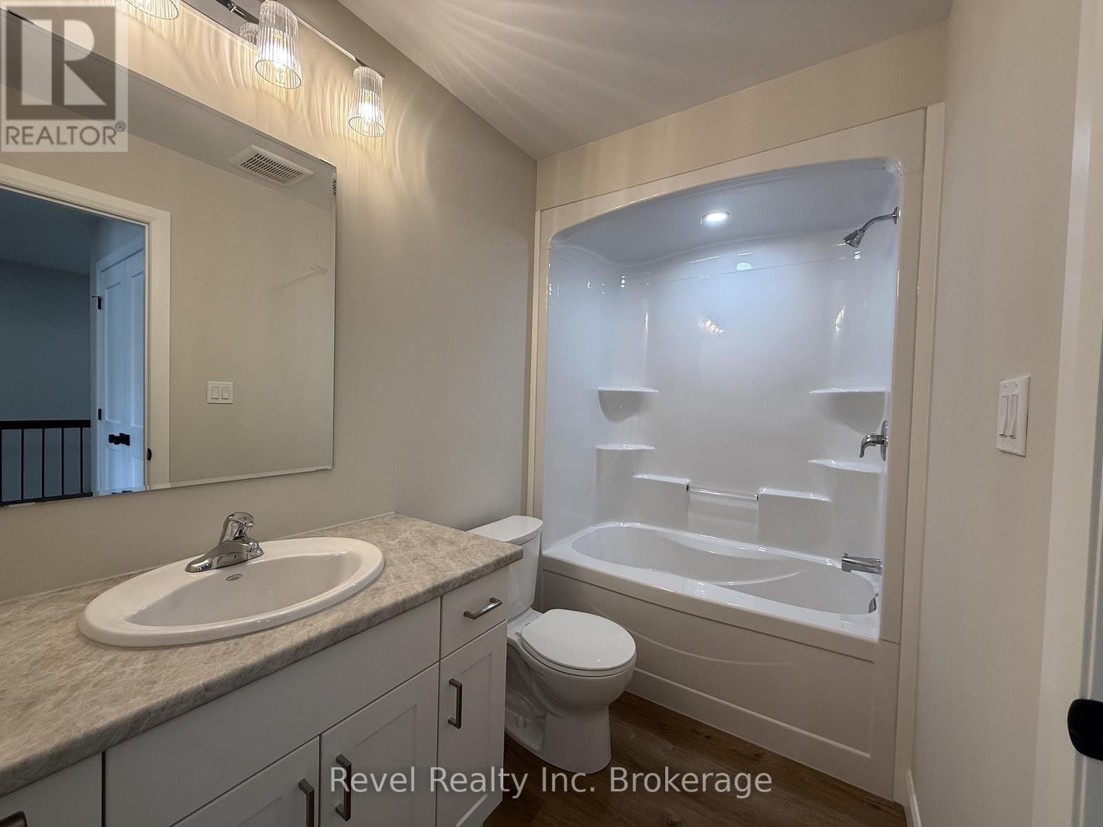 Upper Right - 675 Princess Street, Woodstock, Ontario  N4S 4H7 - Photo 17 - X12828780