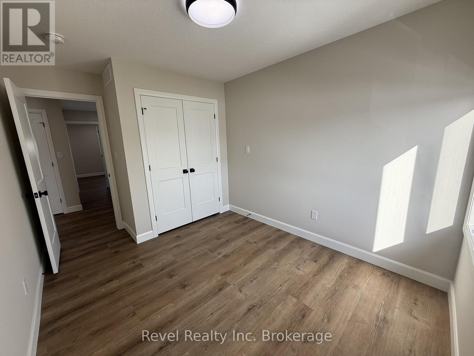 Upper Right - 675 Princess Street, Woodstock, Ontario  N4S 4H7 - Photo 18 - X12828780