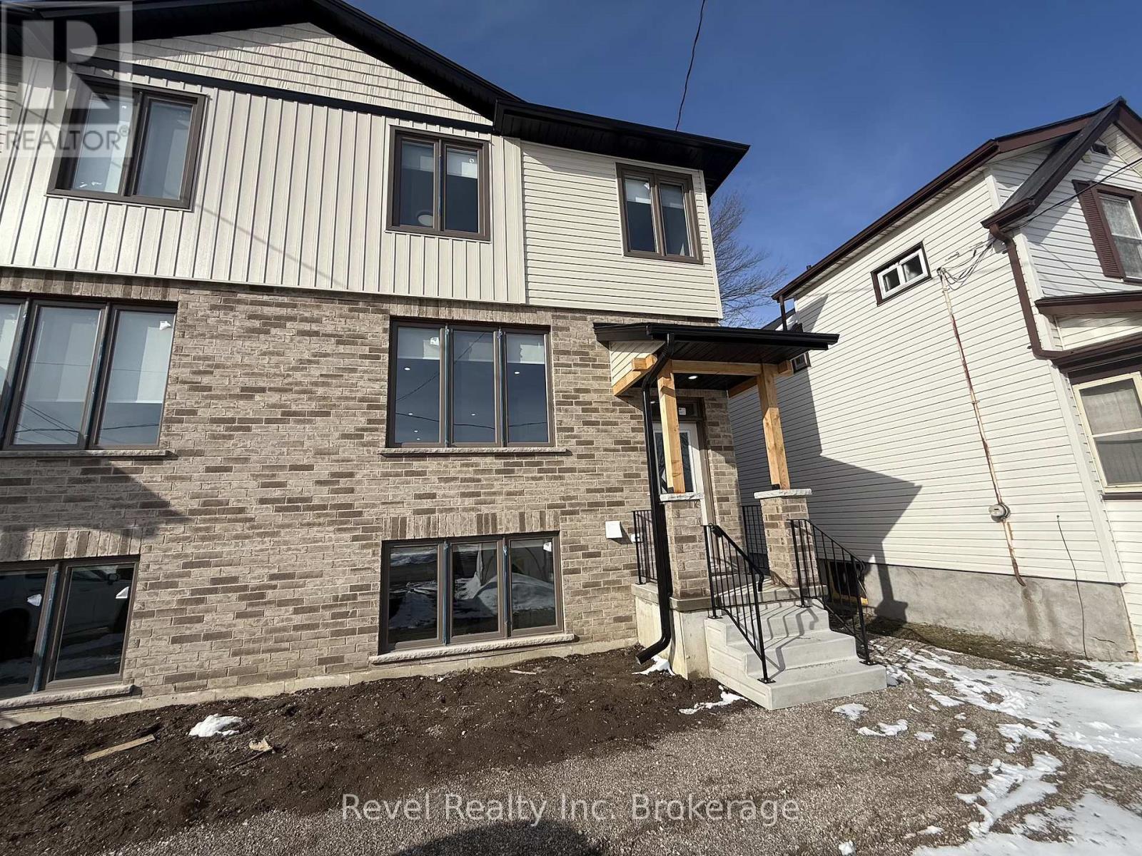 Upper Right - 675 Princess Street, Woodstock, Ontario  N4S 4H7 - Photo 3 - X12828780