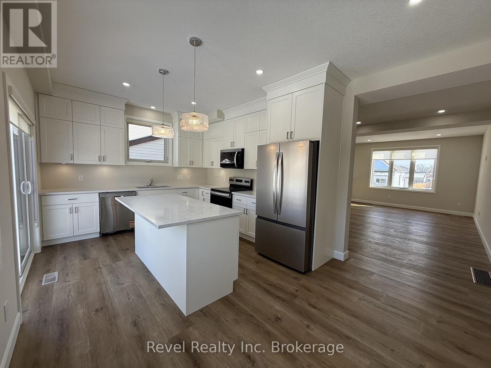 Upper Right - 675 Princess Street, Woodstock, Ontario  N4S 4H7 - Photo 7 - X12828780