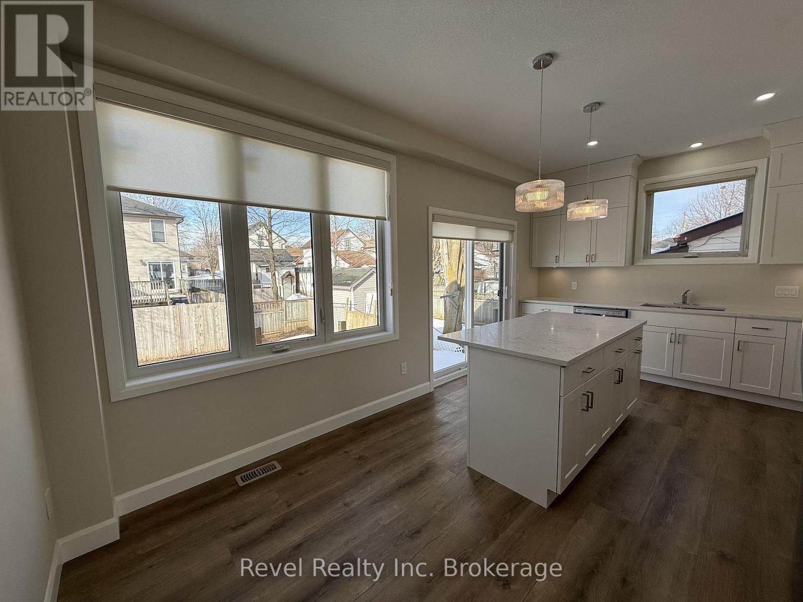 Upper Right - 675 Princess Street, Woodstock, Ontario  N4S 4H7 - Photo 8 - X12828780