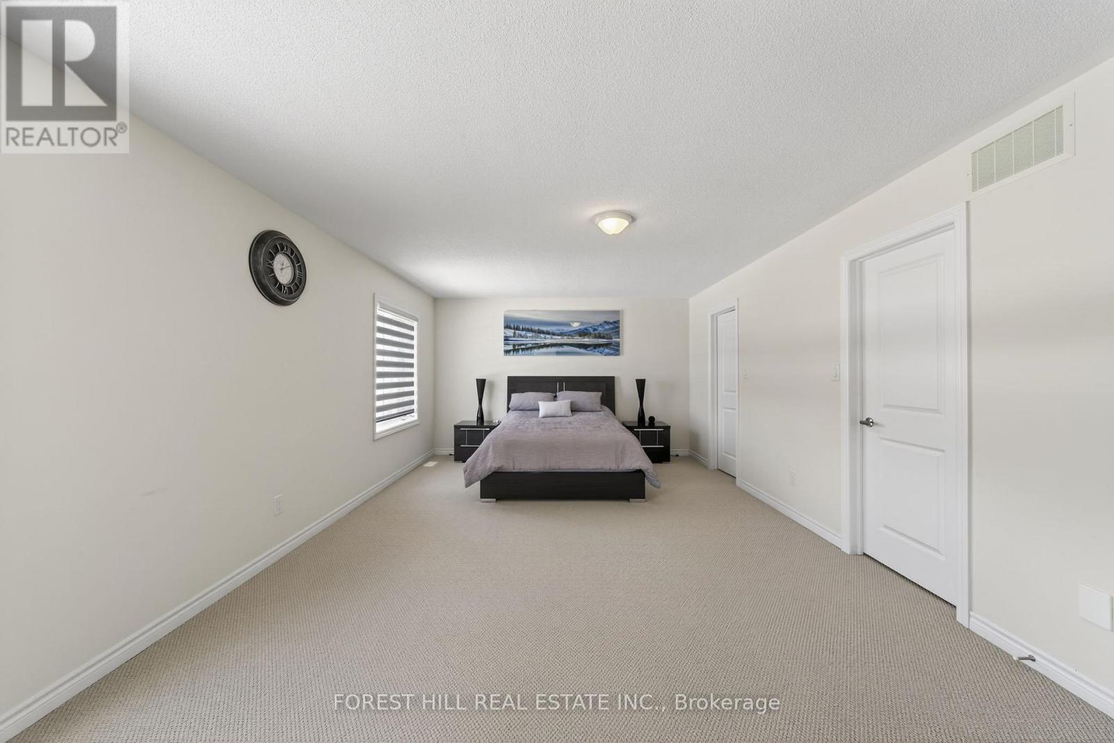 37 Rugman Crescent, Springwater, Ontario  L9X 2A2 - Photo 19 - S12828620