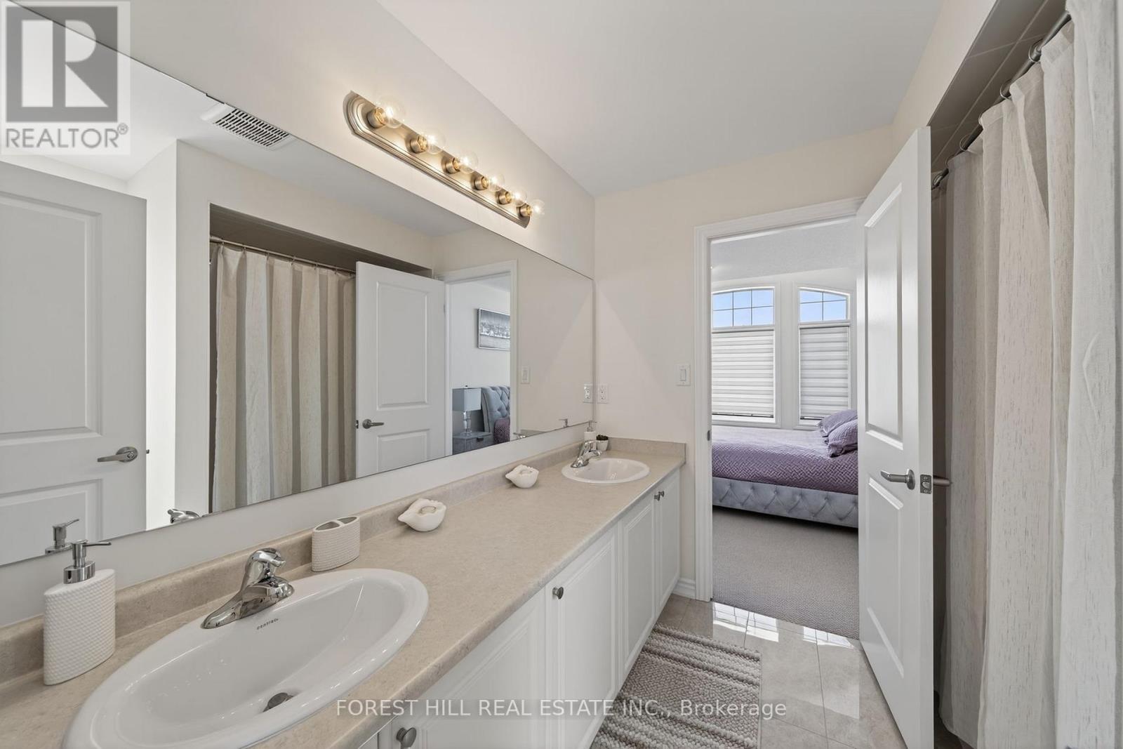 37 Rugman Crescent, Springwater, Ontario  L9X 2A2 - Photo 23 - S12828620