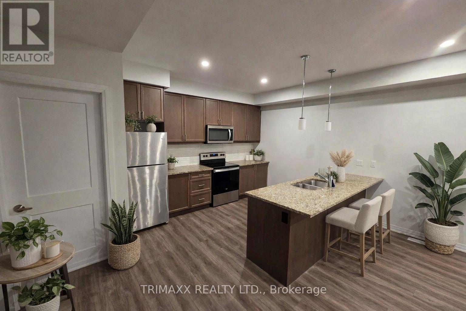 50 - 51 Sparrow Avenue, Cambridge, Ontario  N1T 2E2 - Photo 2 - X12828060