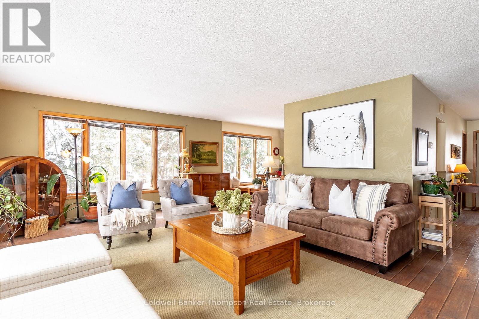 286 Holden Road, Magnetawan, Ontario  P0A 1C0 - Photo 12 - X12828782