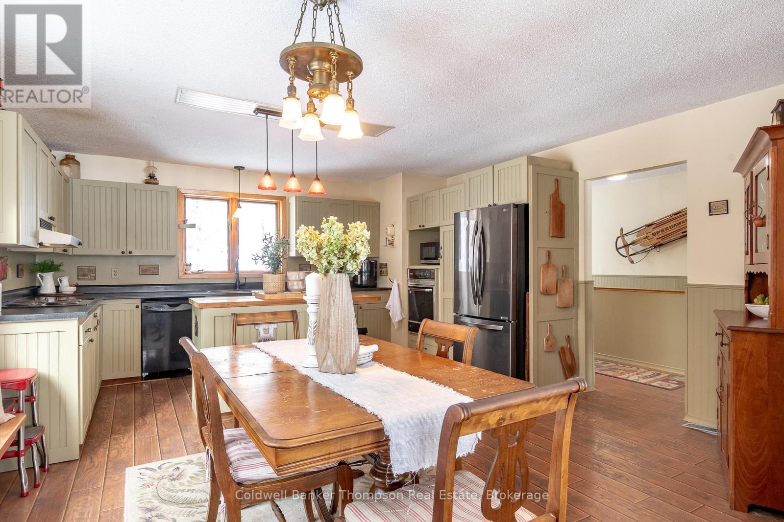 286 Holden Road, Magnetawan, Ontario  P0A 1C0 - Photo 5 - X12828782