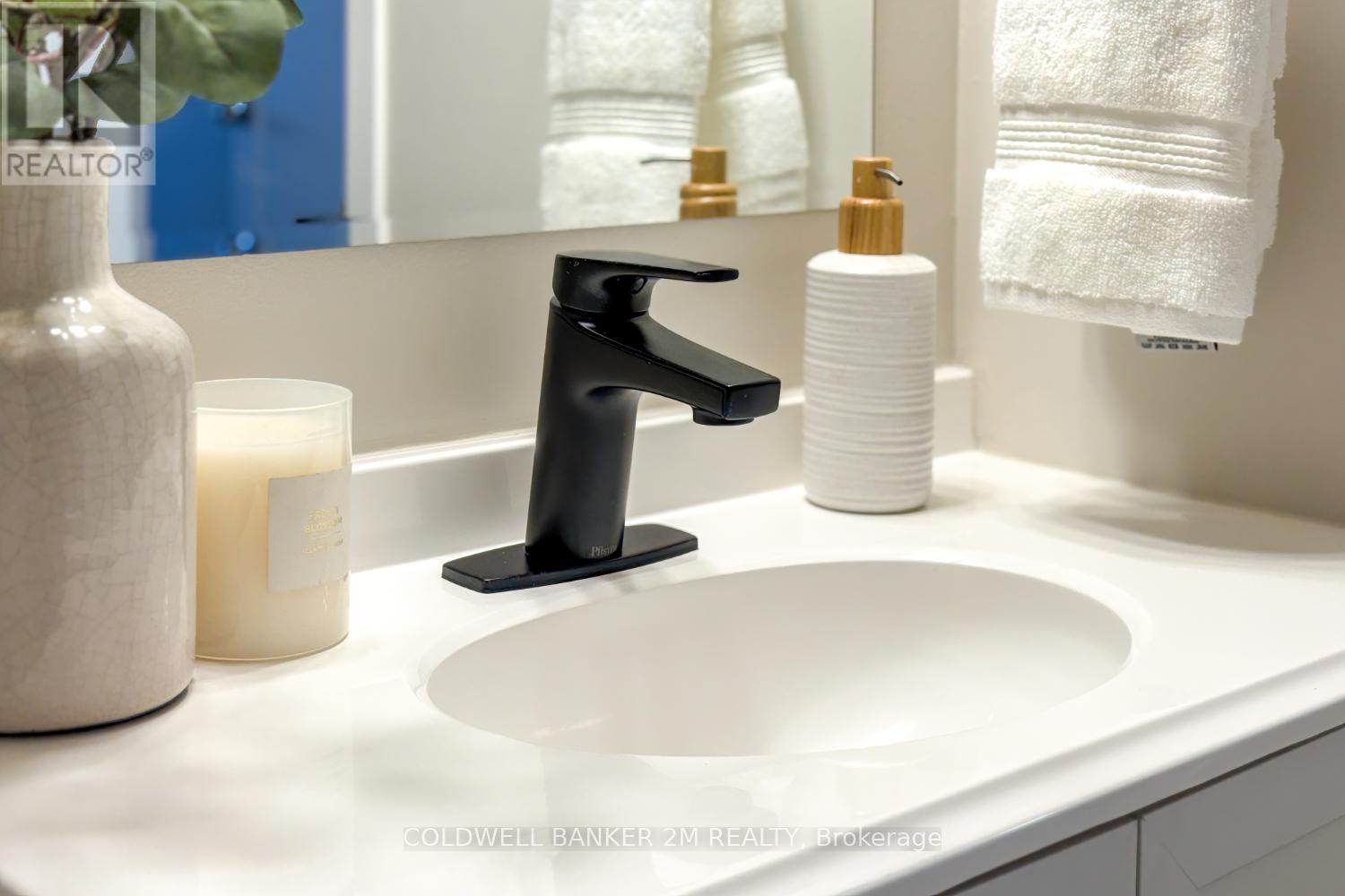 100 - 120 Nonquon Road, Oshawa, Ontario  L1G 7E6 - Photo 25 - E12828750