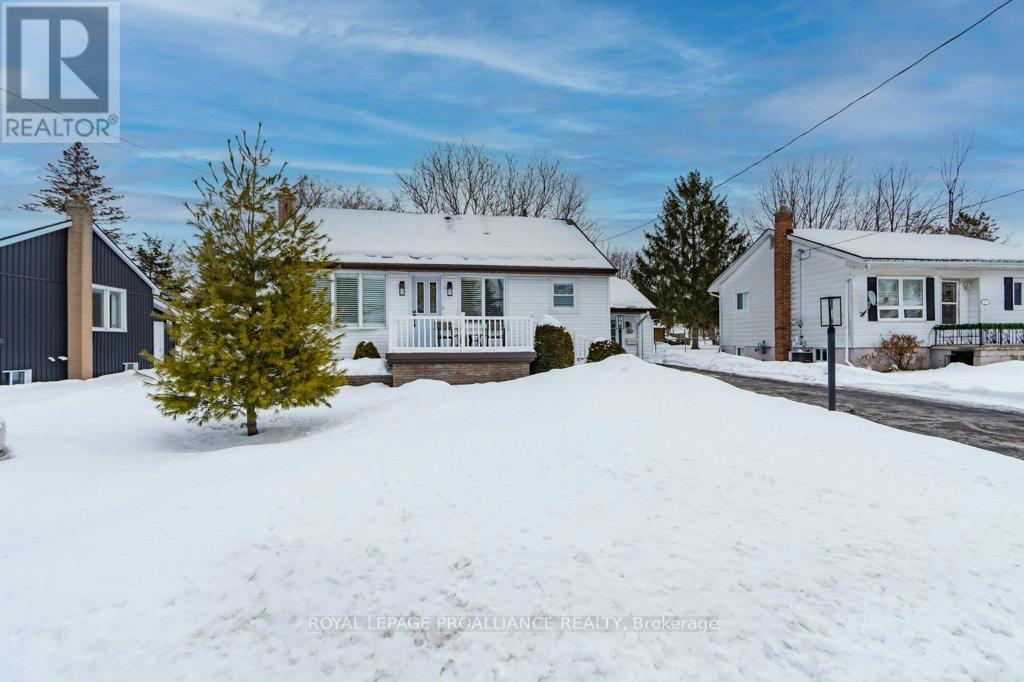 119 Lemoine Street, Belleville, Ontario  K8P 4G8 - Photo 4 - X12828736