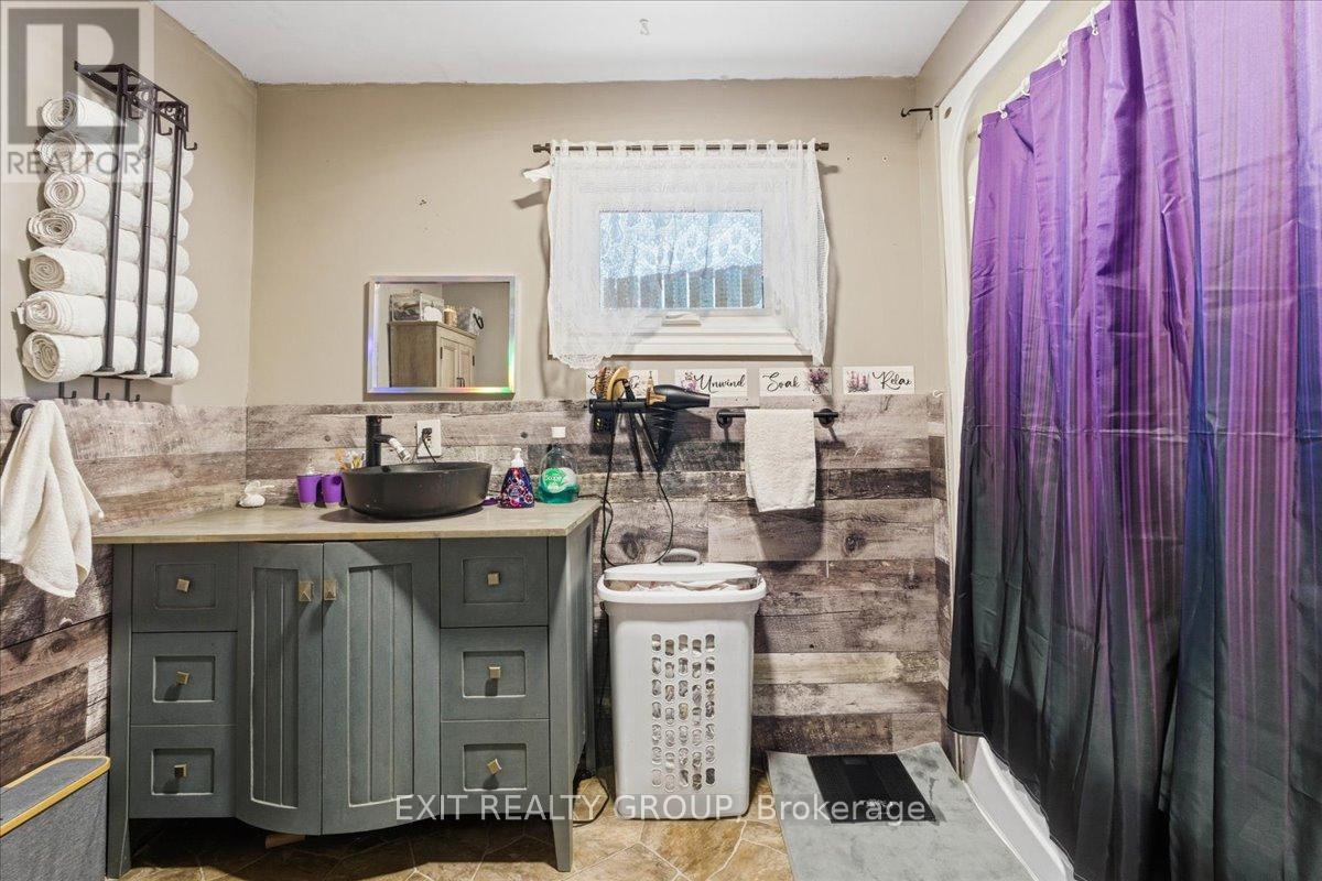 16 Catherine Street, Tyendinaga (Tyendinaga Township), Ontario  K0K 3A0 - Photo 14 - X12828752