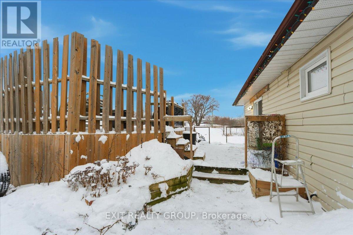 16 Catherine Street, Tyendinaga (Tyendinaga Township), Ontario  K0K 3A0 - Photo 24 - X12828752