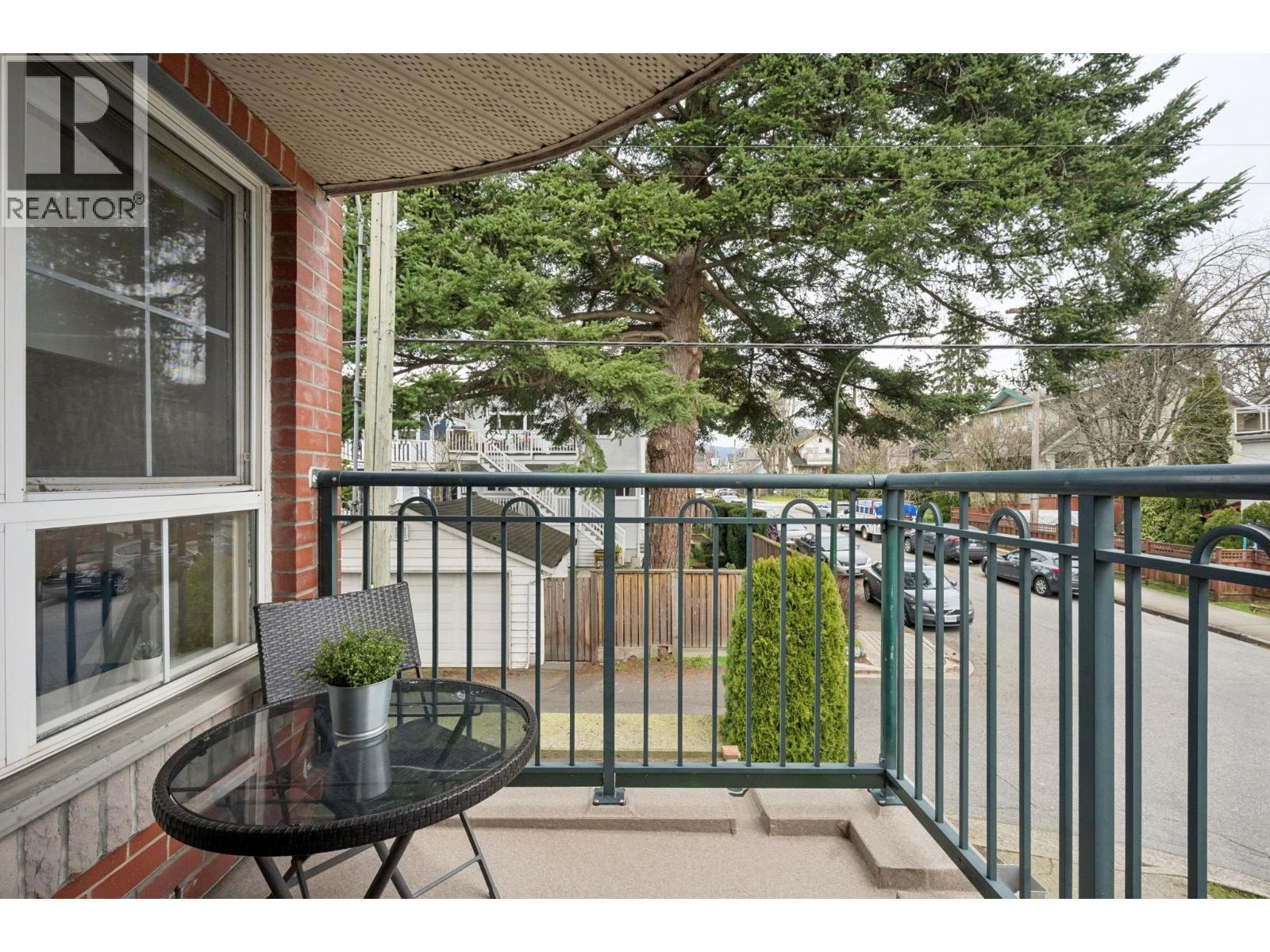 1985 Dunbar Street, Vancouver, British Columbia V6R 4R5 - Photo 22 - R3093486