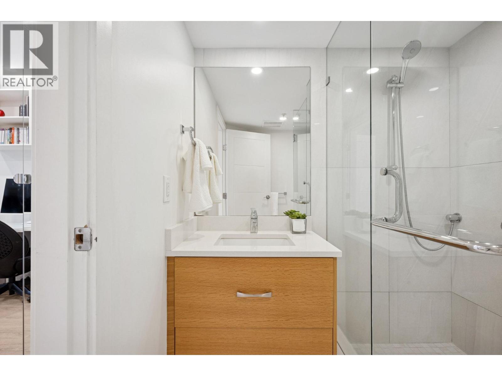 1985 Dunbar Street, Vancouver, British Columbia V6R 4R5 - Photo 20 - R3093486