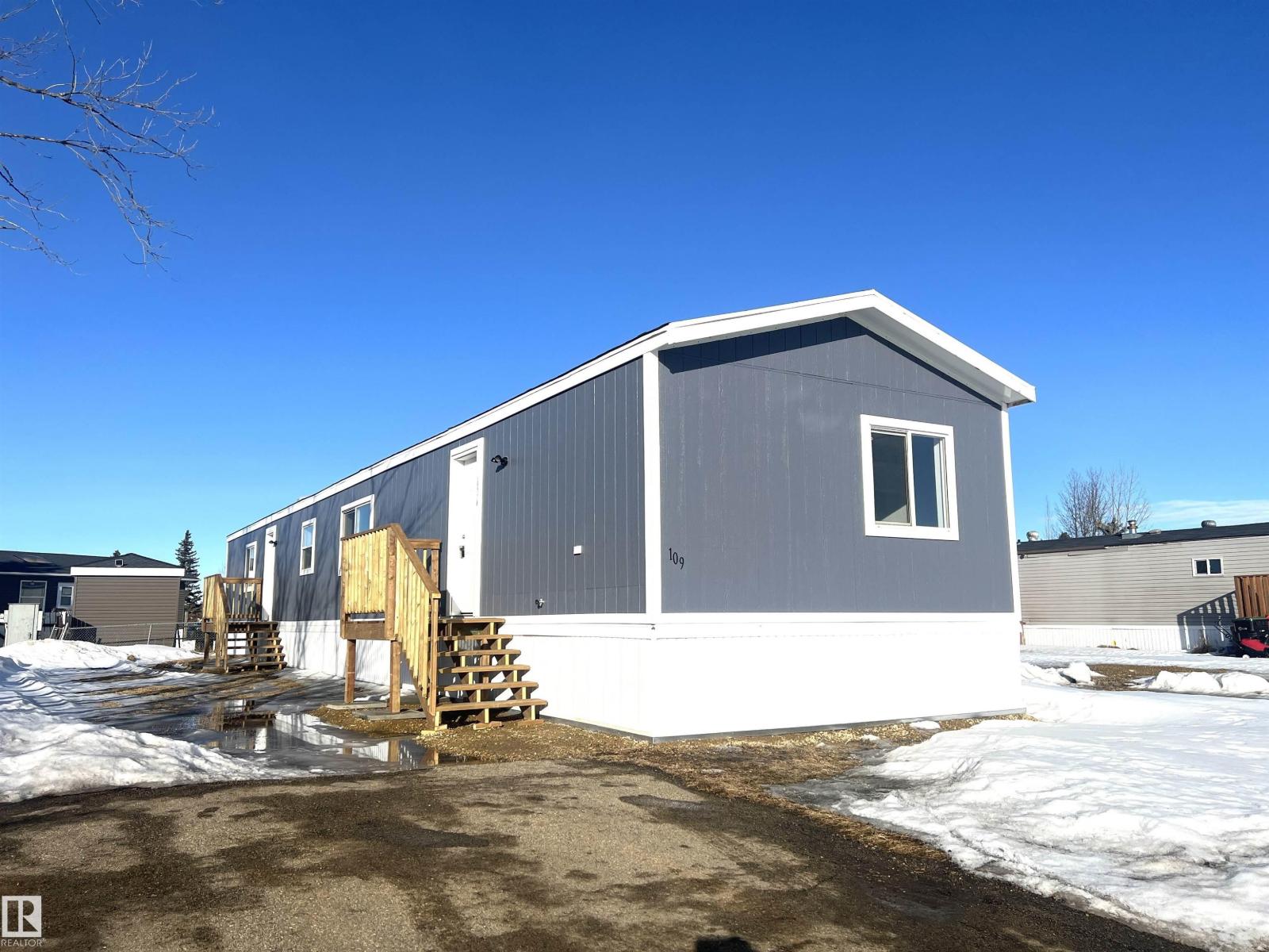 109 4819 51 AV NE, millet, Alberta