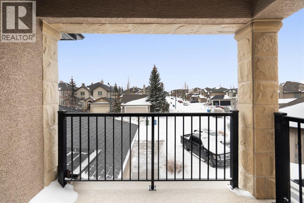48 Coulee Park Sw, Calgary, Alberta  T3H 5J5 - Photo 35 - A2288022