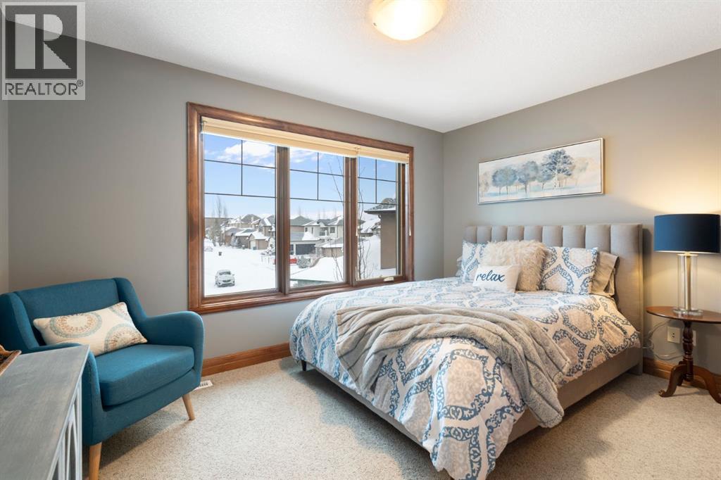 48 Coulee Park Sw, Calgary, Alberta  T3H 5J5 - Photo 34 - A2288022