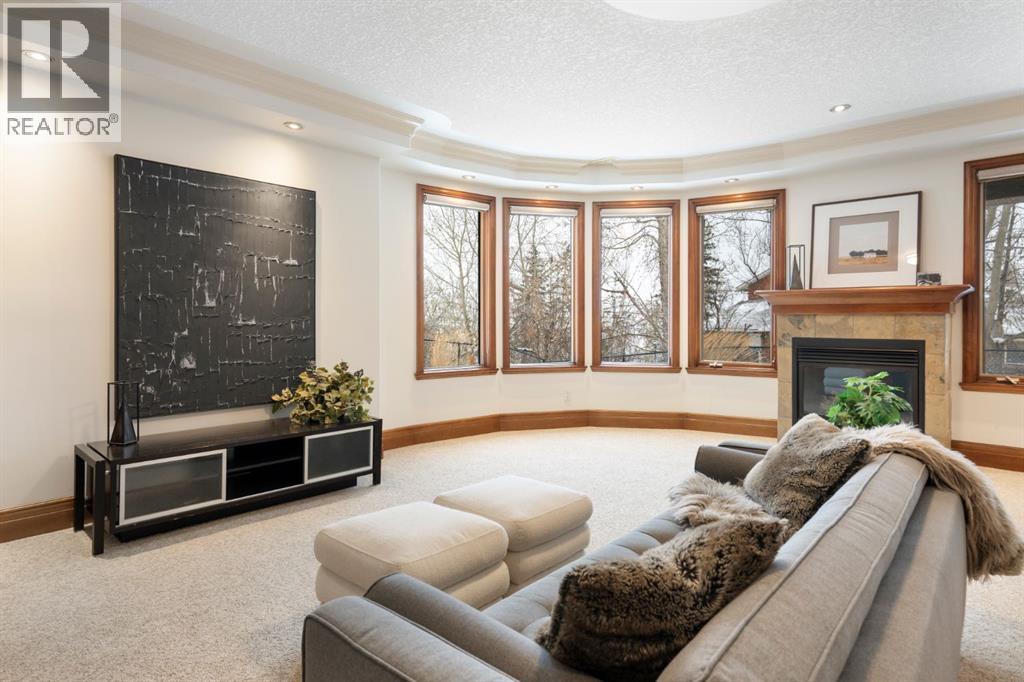 48 Coulee Park Sw, Calgary, Alberta  T3H 5J5 - Photo 38 - A2288022