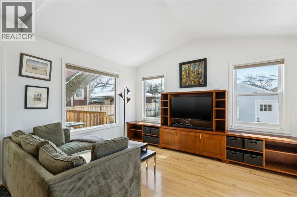 817 18 Avenue Nw, Calgary, Alberta  T2M 0V4 - Photo 16 - A2288309