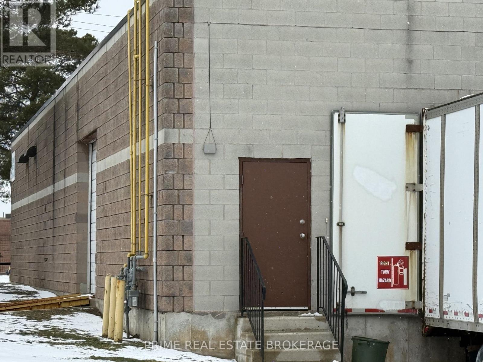 Unit 1+2 - 647 Wilton Grove Road, London South, Ontario  N6N 1N7 - Photo 4 - X12828802