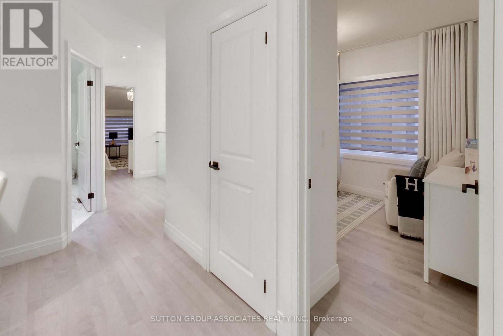 284 Atlas Avenue, Toronto, Ontario  M6C 3P9 - Photo 27 - C12826518