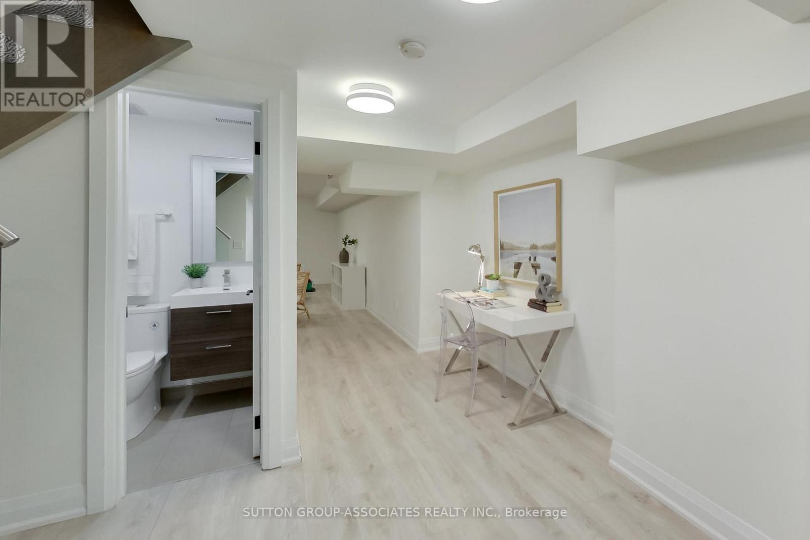 284 Atlas Avenue, Toronto, Ontario  M6C 3P9 - Photo 38 - C12826518