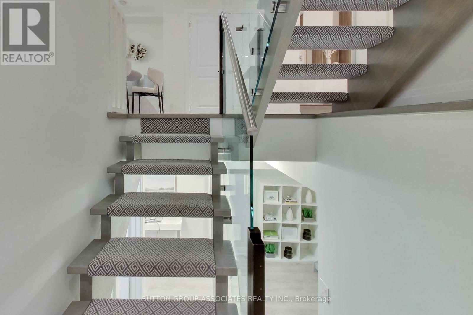 284 Atlas Avenue, Toronto, Ontario  M6C 3P9 - Photo 36 - C12826518