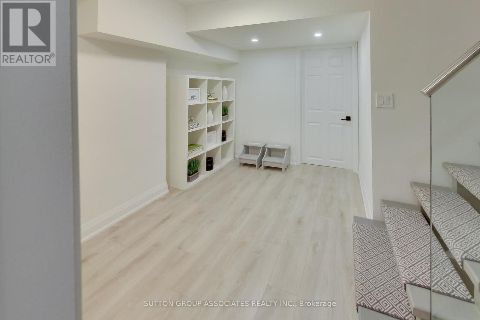 284 Atlas Avenue, Toronto, Ontario  M6C 3P9 - Photo 39 - C12826518