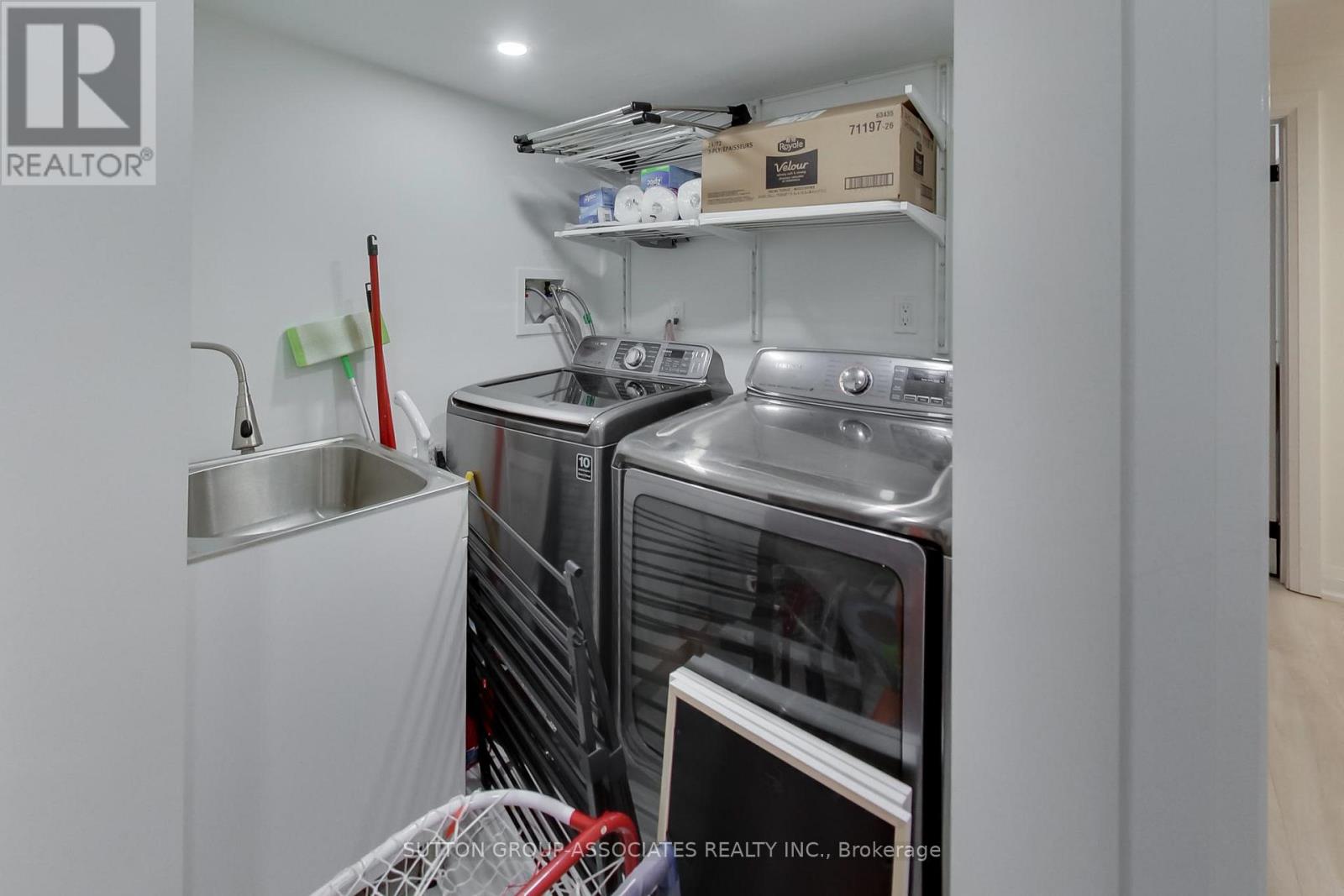 284 Atlas Avenue, Toronto, Ontario  M6C 3P9 - Photo 47 - C12826518