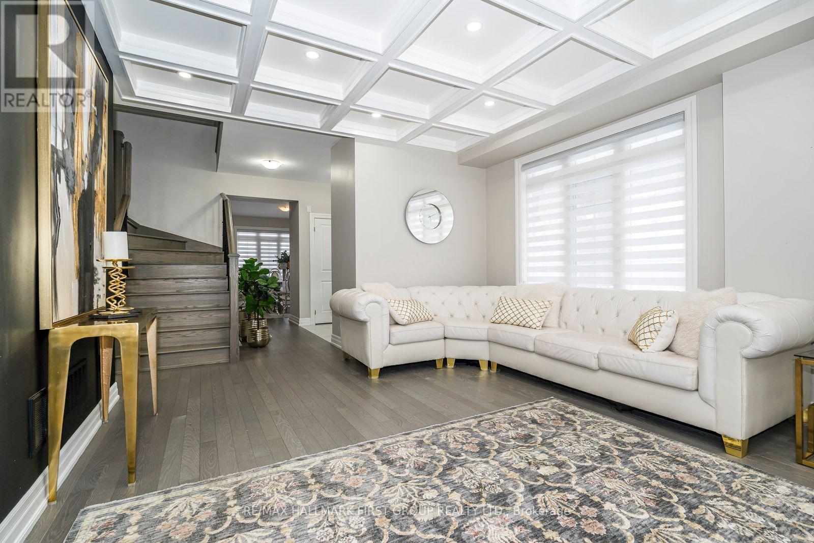 21 Souter Drive, Whitby, Ontario  L1P 0J6 - Photo 10 - E12827572