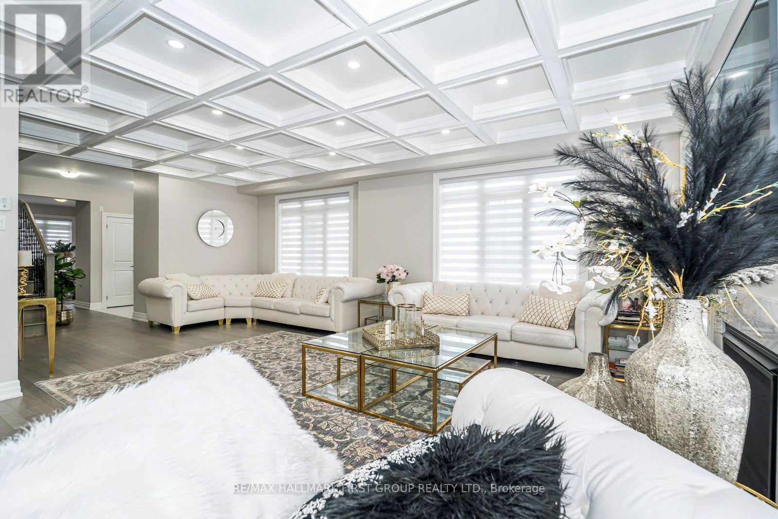 21 Souter Drive, Whitby, Ontario  L1P 0J6 - Photo 6 - E12827572