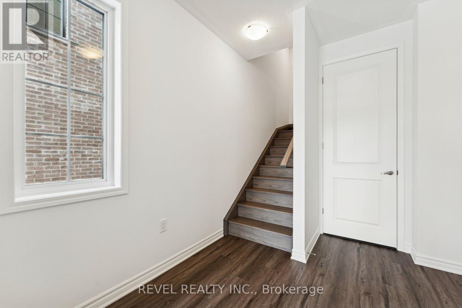 13 Elantra Drive, Brampton, Ontario  L7A 5M6 - Photo 6 - W12827342