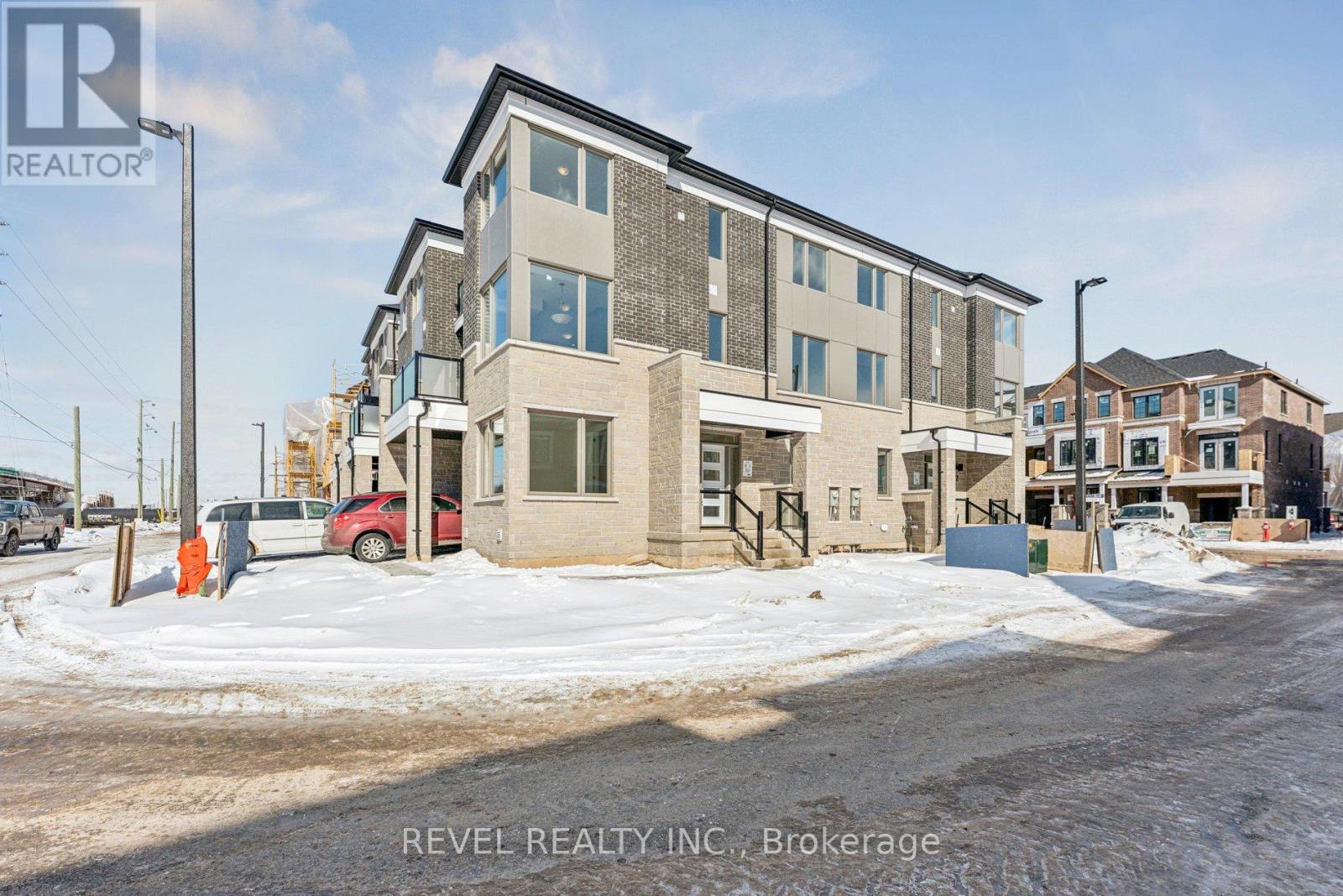 4 STURGEON ROAD, Brampton, Ontario