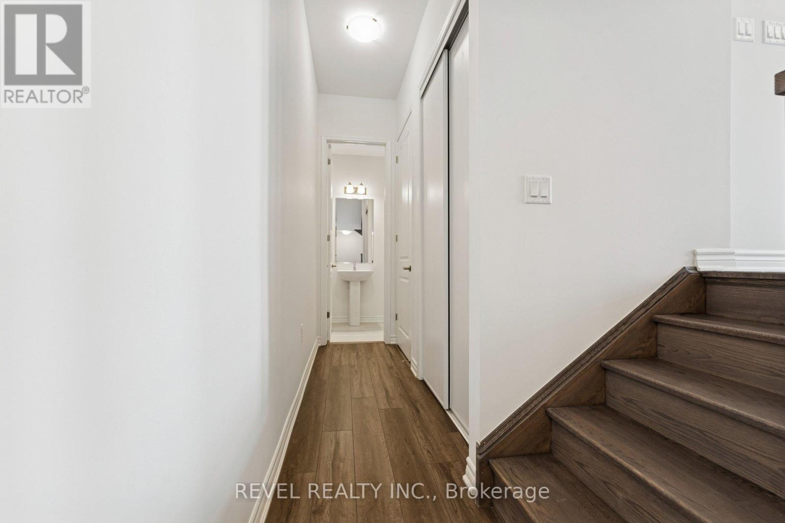 13 Elantra Drive, Brampton, Ontario  L7A 5M6 - Photo 7 - W12827342