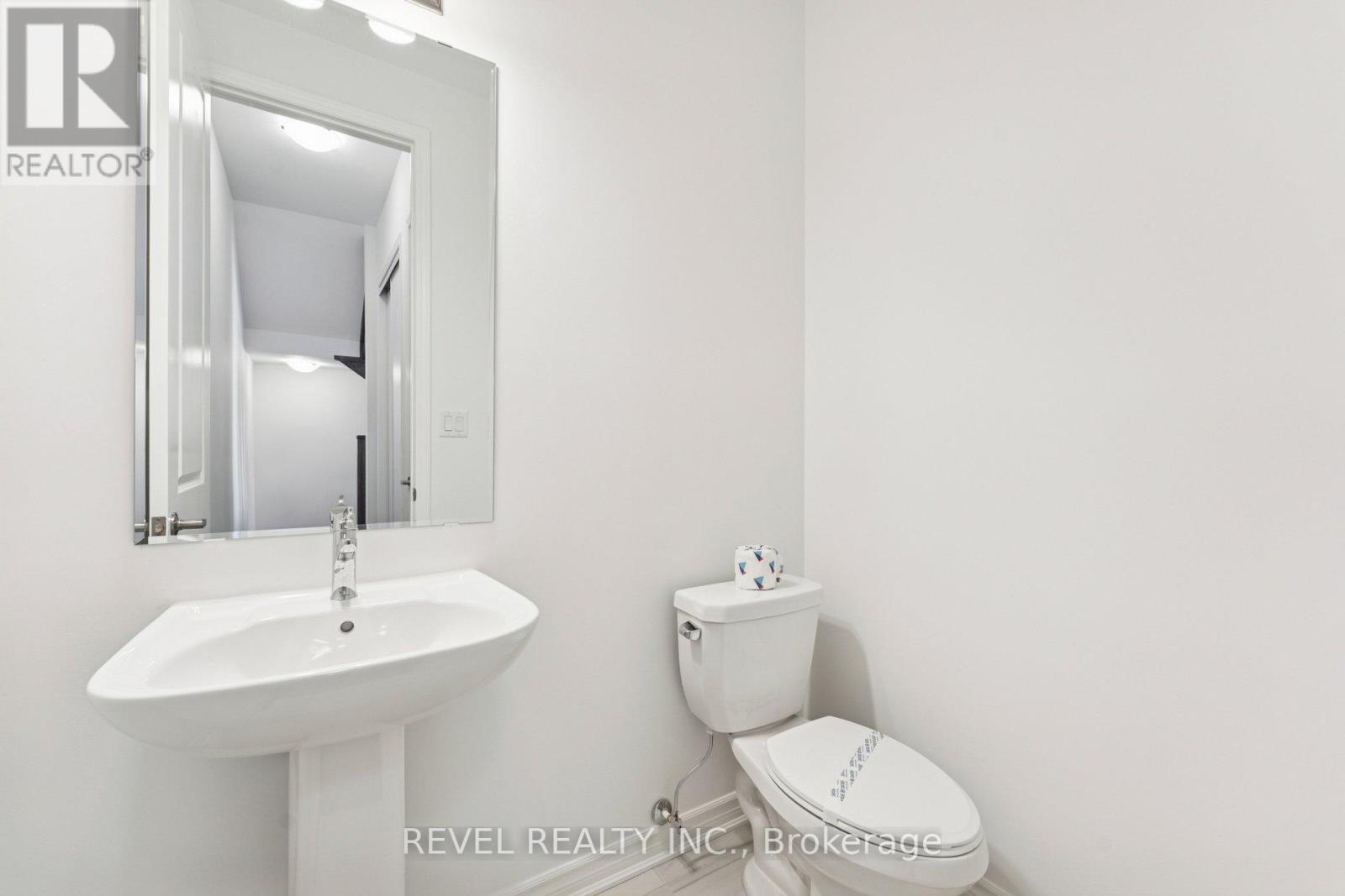 13 Elantra Drive, Brampton, Ontario  L7A 5M6 - Photo 9 - W12827342