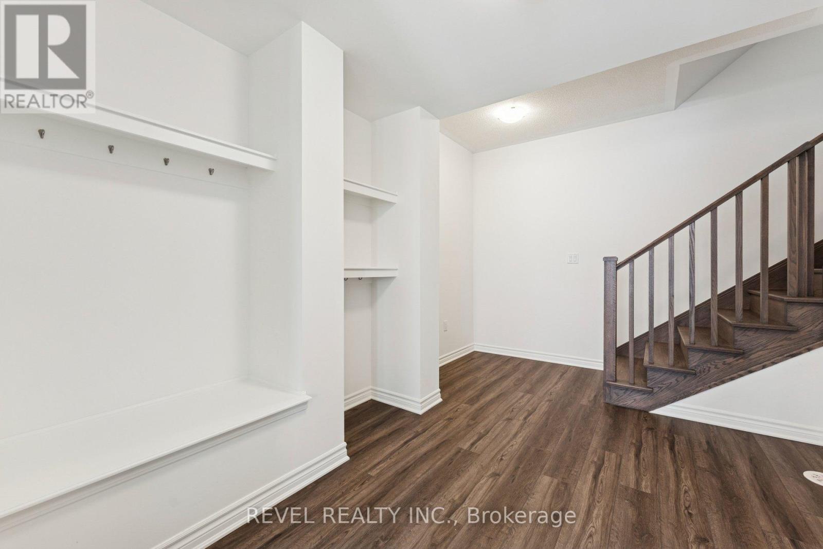 7 Elantra Drive, Brampton, Ontario  L7A 5M6 - Photo 9 - W12827376