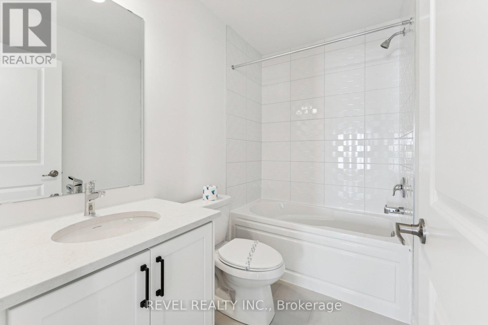 4 Sturgeon Road, Brampton, Ontario  L7A 5M6 - Photo 23 - W12827364