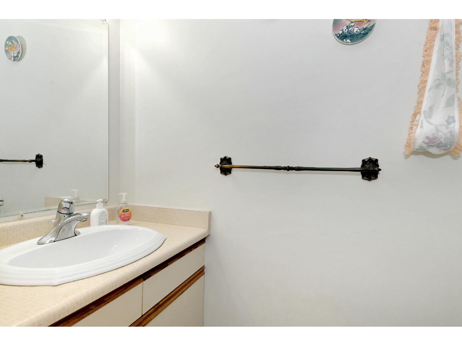 32699 Cherry Avenue, Mission, British Columbia  V2V 2T8 - Photo 18 - R3093998