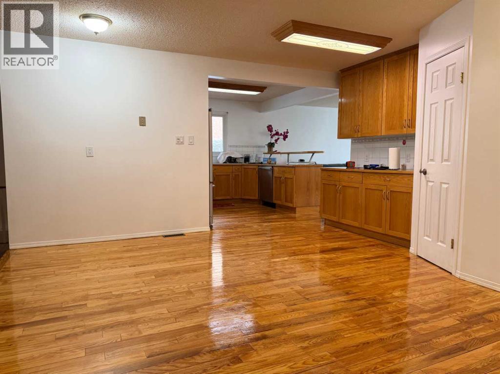 150 Piper Drive, Red Deer, Alberta  T4P 1L6 - Photo 9 - A2284504