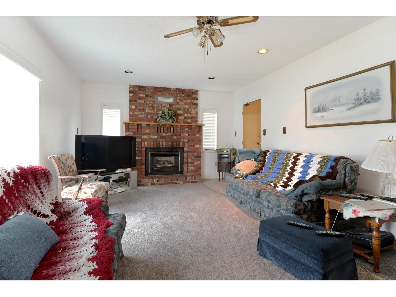 32699 Cherry Avenue, Mission, British Columbia  V2V 2T8 - Photo 16 - R3093998