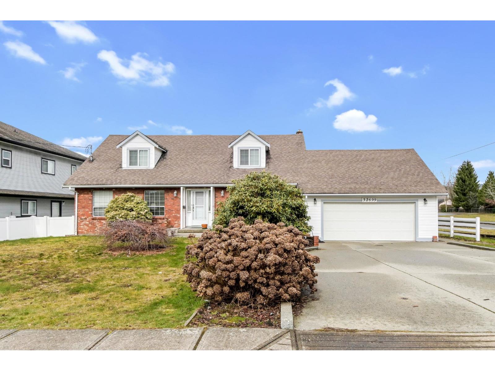 32699 CHERRY AVENUE, Mission, British Columbia