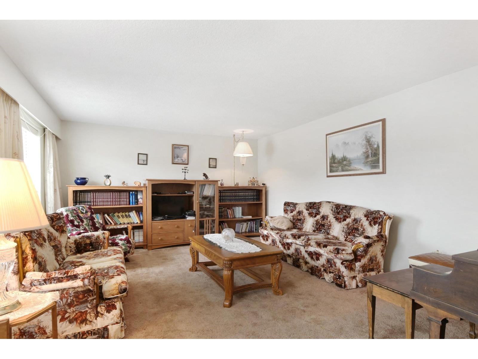 32699 Cherry Avenue, Mission, British Columbia  V2V 2T8 - Photo 8 - R3093998