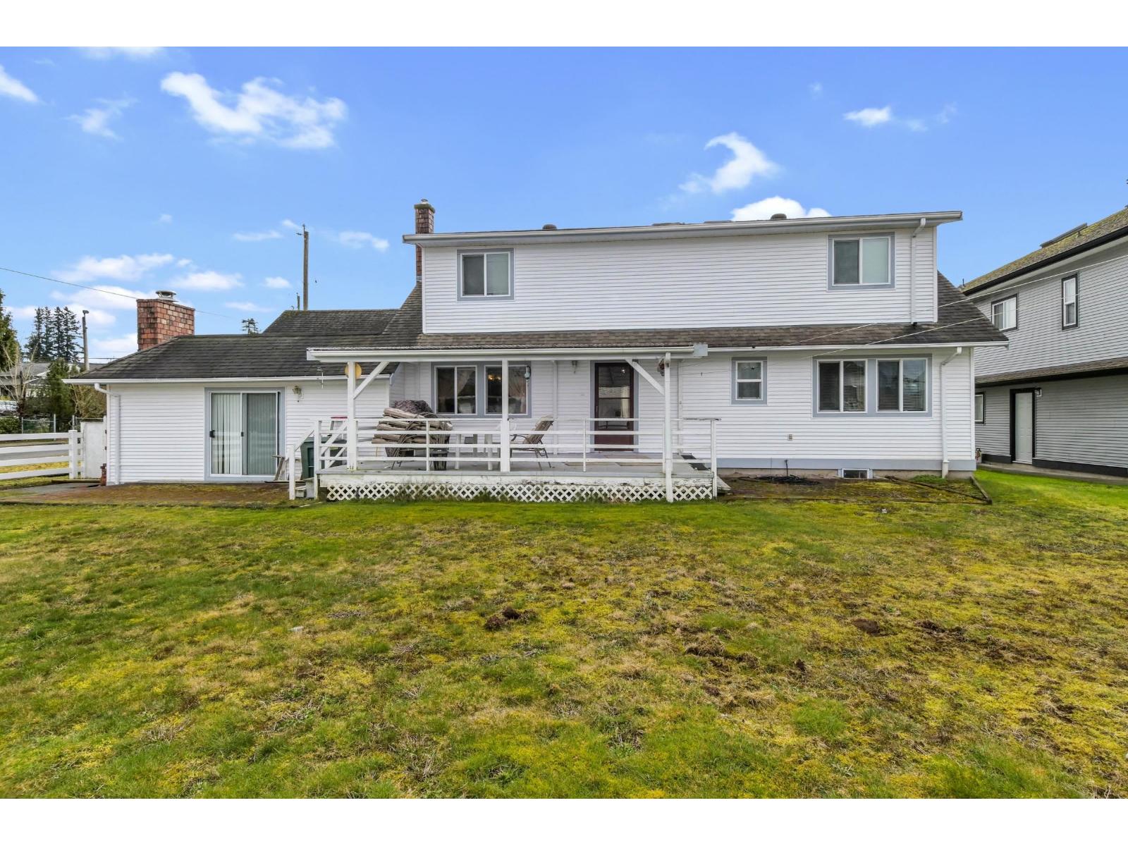 32699 Cherry Avenue, Mission, British Columbia  V2V 2T8 - Photo 3 - R3093998