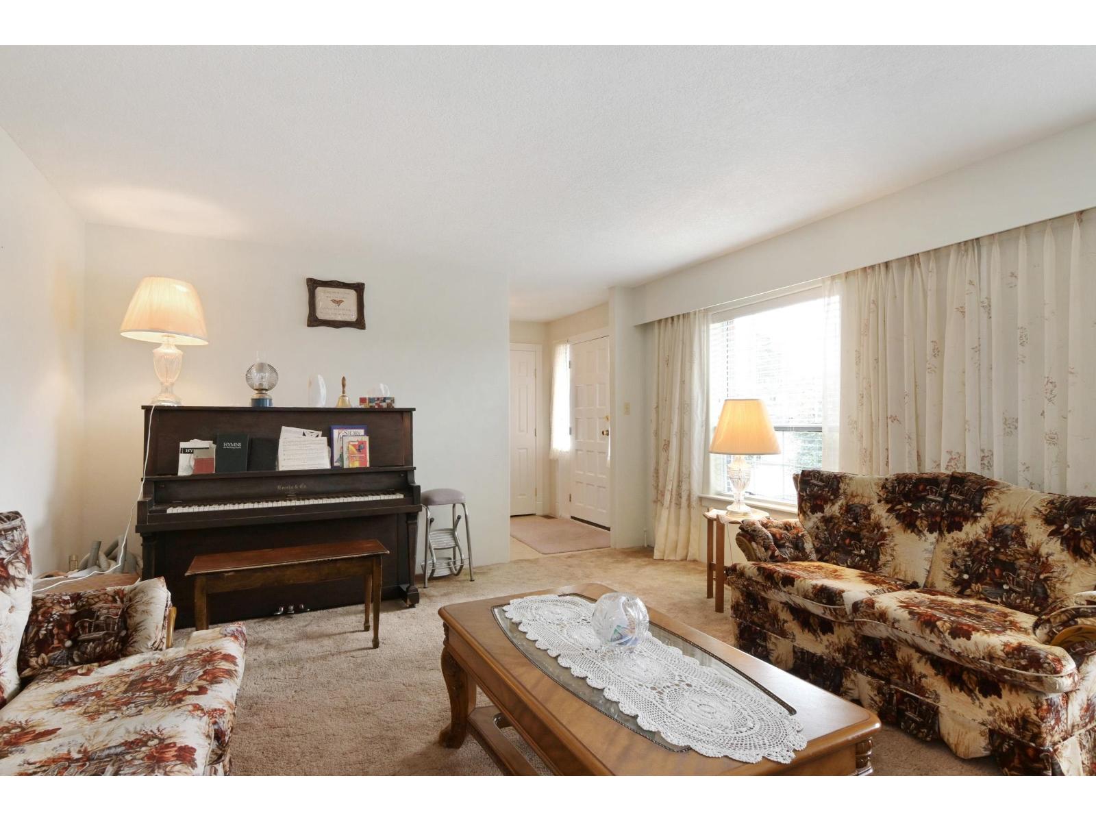 32699 Cherry Avenue, Mission, British Columbia  V2V 2T8 - Photo 10 - R3093998