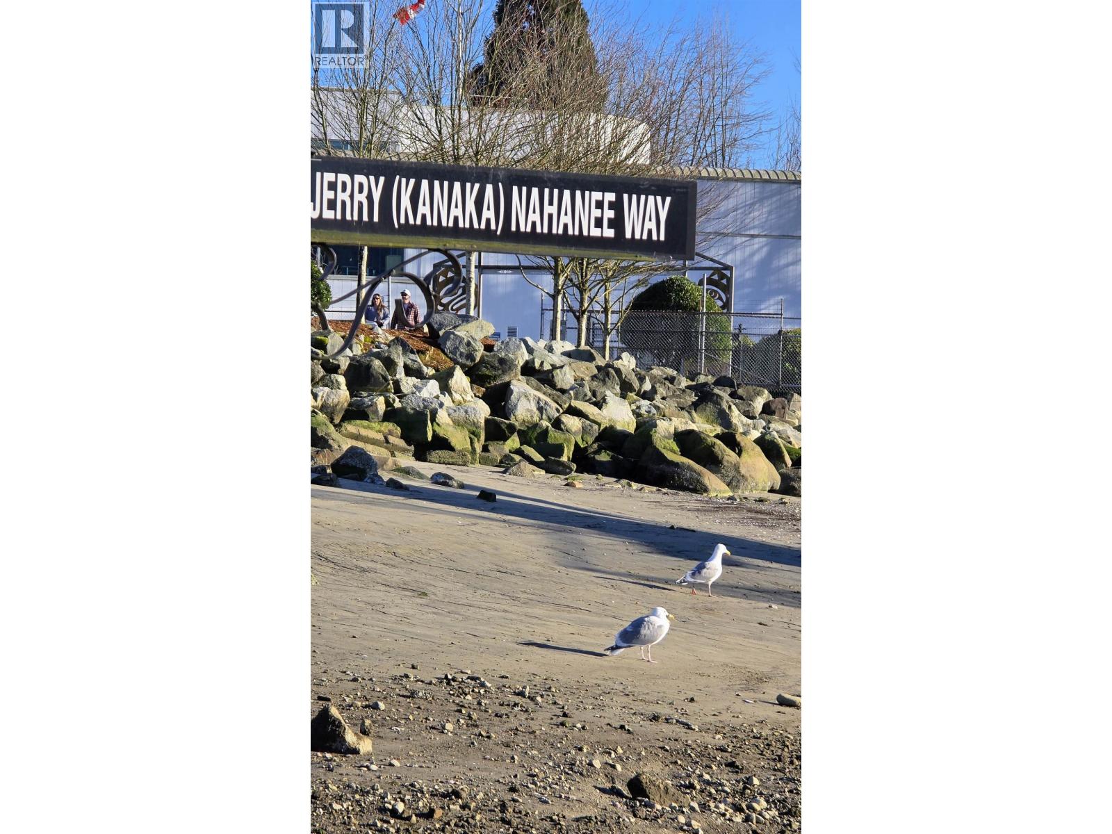 Jnw33 415 W Esplanade, North Vancouver, British Columbia  V7M 1A6 - Photo 23 - R3088278