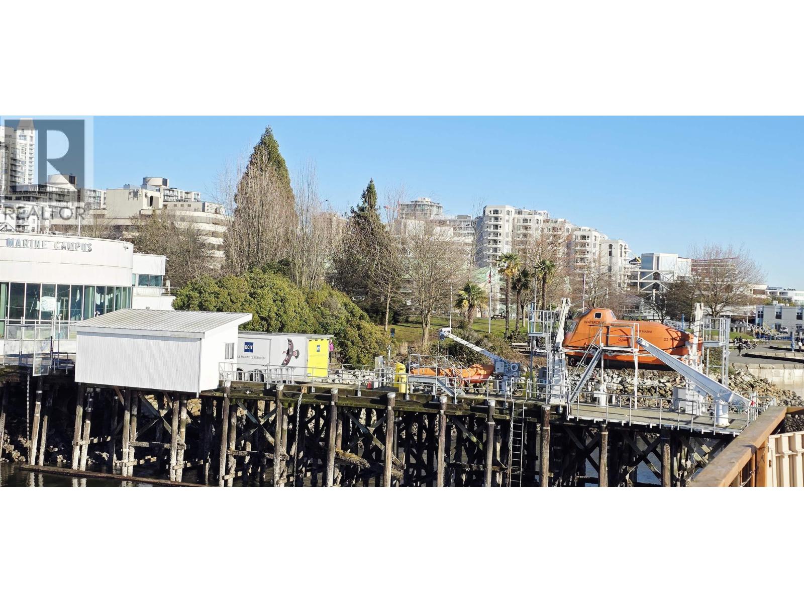 Jnw33 415 W Esplanade, North Vancouver, British Columbia  V7M 1A6 - Photo 22 - R3088278