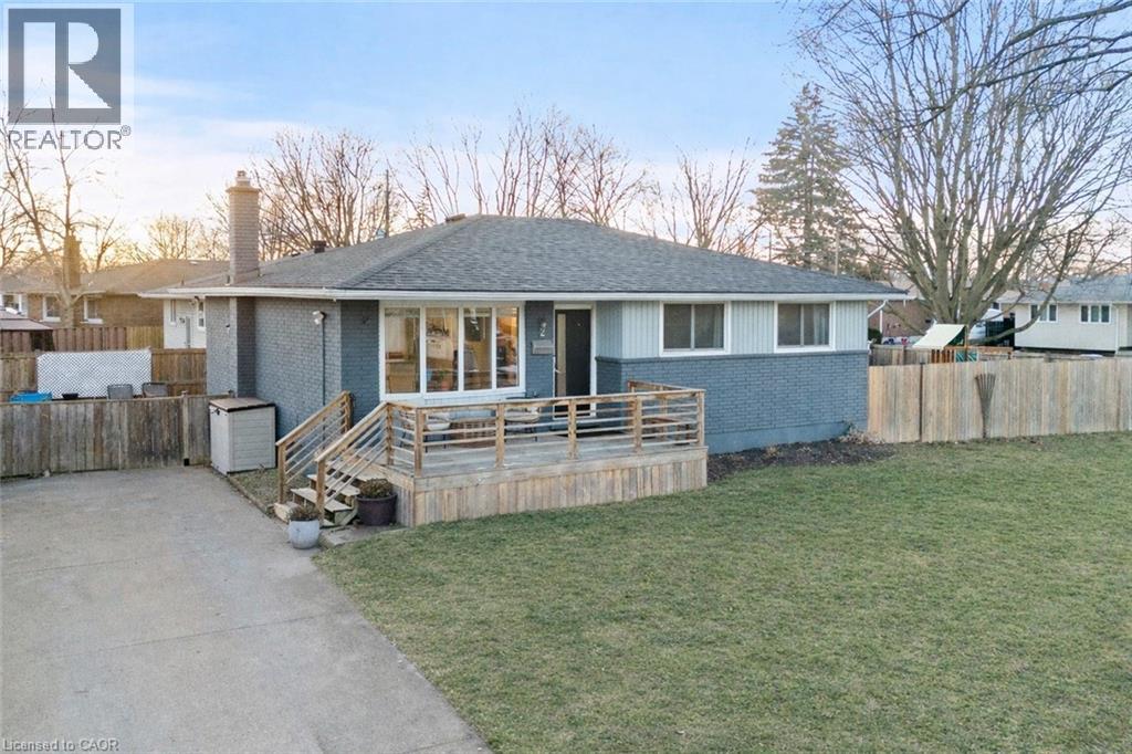 2 Highcourt Crescent, St. Catharines, Ontario  L2M 3M6 - Photo 1 - 40808352