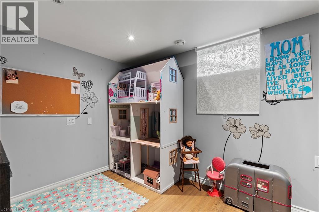 2 Highcourt Crescent, St. Catharines, Ontario  L2M 3M6 - Photo 24 - 40808352